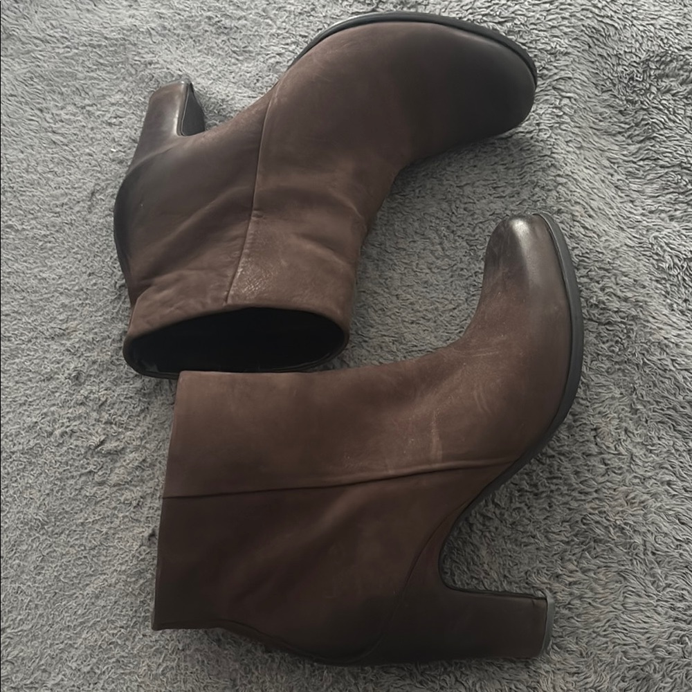 Brown Leather Ankle Boots-Ecco size 40